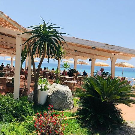 Residence Esmeraldo Capo Vaticano Bagian luar foto
