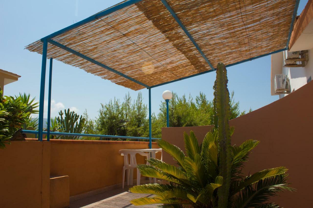 Residence Esmeraldo Capo Vaticano Bagian luar foto